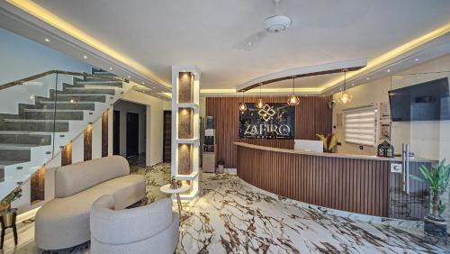 ZAFIRO HOTEL