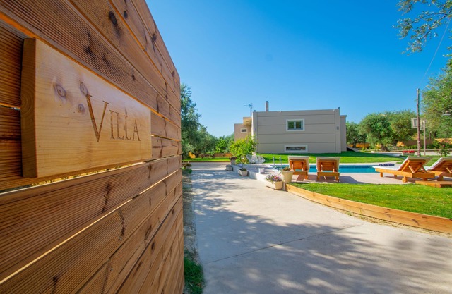 Zante Lagos Contemporary Holiday Home