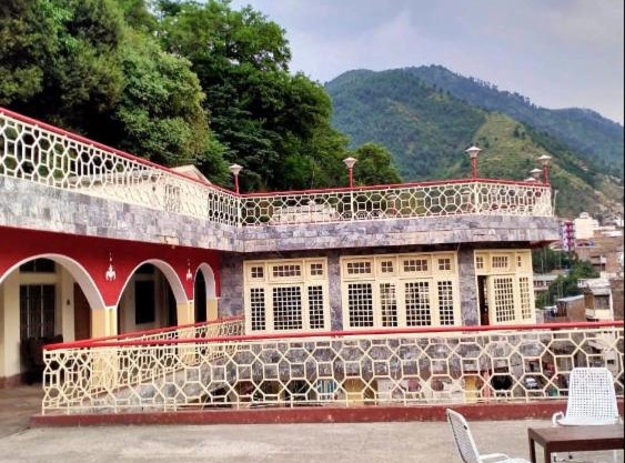Zarin Palace Hotel