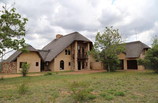 Zebula 7 Bedroom with Mountain Views – Z127