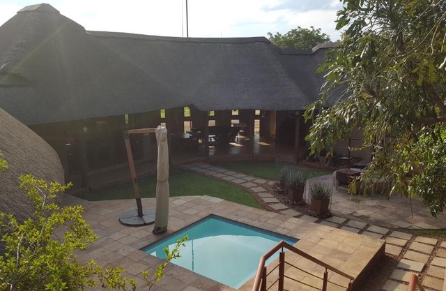 Zebula Golf Estate and Spa - Giraffe Plains 4 pax Moi Signature Luxury villa