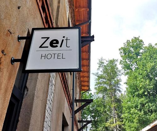 Zeit Hotel