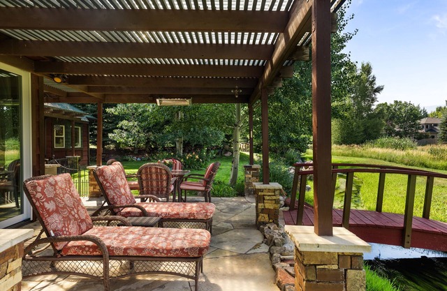 Zen Privacy, by Wholefoods, Trails, Views