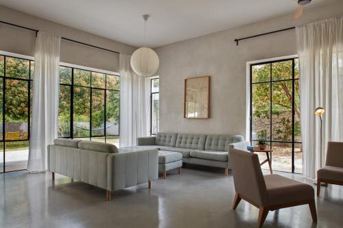 Zendo Villa