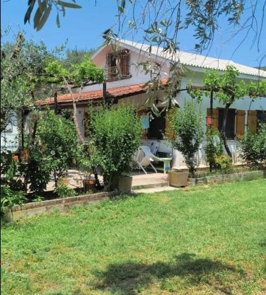 Zephyr Guest House