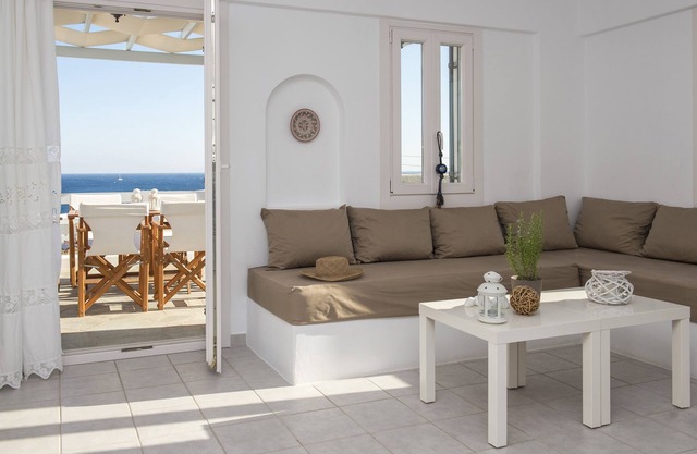 Zeus | 3 Bedroom Family Apartment with Sea View and Patio, Cleopatra Homes Paros