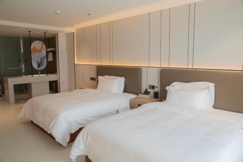 Zhongshan Jiayue Hotel