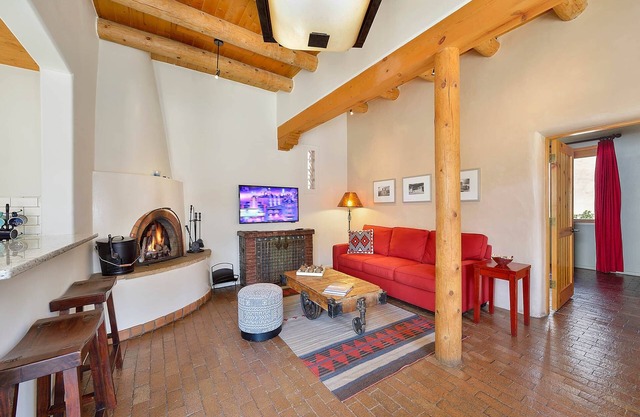 Zona Rosa 79-Santa Maria