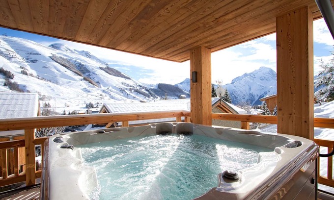 Les Deux Alpes Ski Chalet | À 500m des pistes | Vues imprenables | Sauna