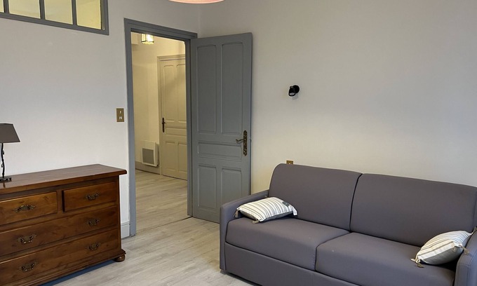 Luxeuil-les-Bains Apartment | à 800 m des Thermes, Appartement Grand F2