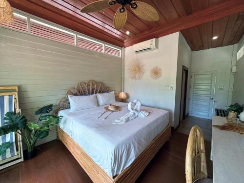Ko Kood Bed & Breakfast | À La Koh Kood Resort
