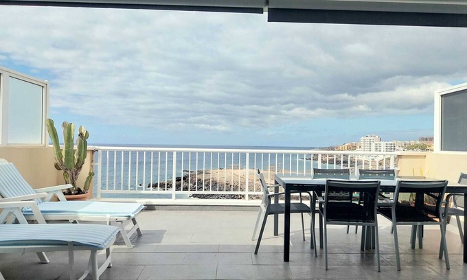 Los Abrigos Apartment | Ático Frente al mar