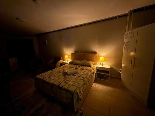 Usak Apartment | Çelik Rezidans Konaklama Apart