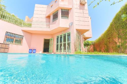 Saada Villa | Élégante Villa 3 Chambres avec Jardin & Piscine Targa Afak Marrakech