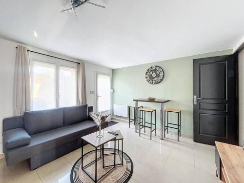 Saint-Pol-sur-Mer Apartment | Évasion Verte - Jardin & Confort