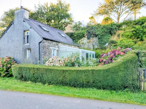 Saint-Mayeux House | Ò FaYa Cottage votre Gîte calme et verdoyant en Bretagne