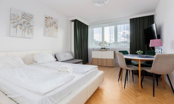 Dziaki Lesne Apartment | Śląska Pleasant Green Studio
