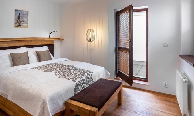 Kurdejov House | Žabinec - penzion, vinotéka