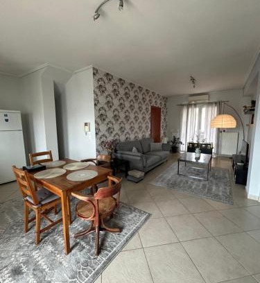Lamia Apartment | ΗΣΥΧΟ ΚΑΙ ΑΝΕΤΟ ΔΙΑΜΈΡΙΣΜΑ