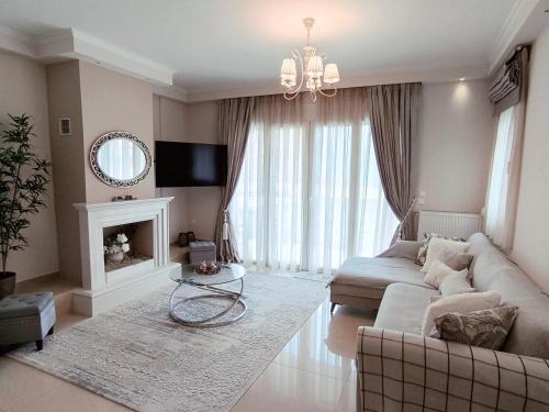 Ioannina House | Η πέρλα της λίμνης/The lake's pearl