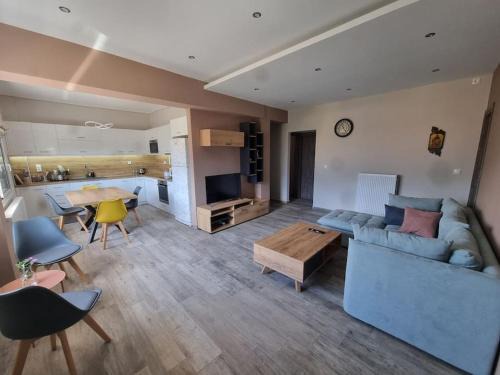 Lianokladi House | Σύγχρονο σπίτι στο χωριό