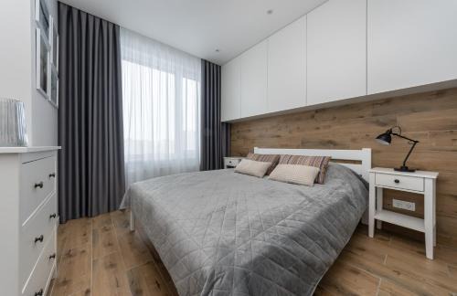Holosiivskyj Apartment | Апартаменти MYFREEDOM поруч із метро Теремки