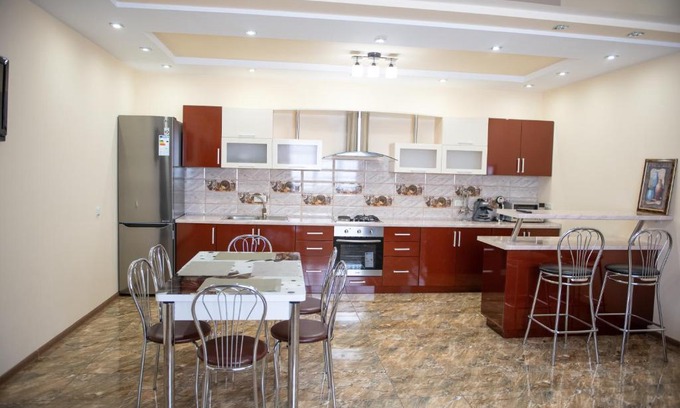 Mizhhirya Apartment | Затишна оселя