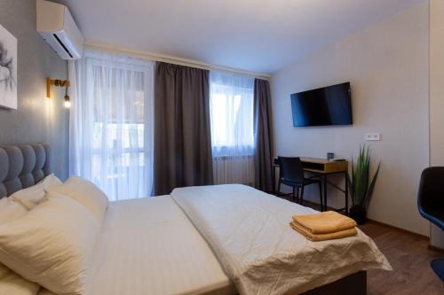 Petrovskoye Apartment | Затишна студія біля метро Площа Конституції - Харківська набережна 3-10