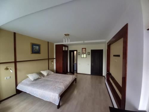 Yuzhne Apartment | Квартира апартаменты с авторскими ремонтом
