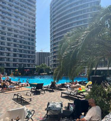 Batumi Apartment | Квартира у моря с бассейном