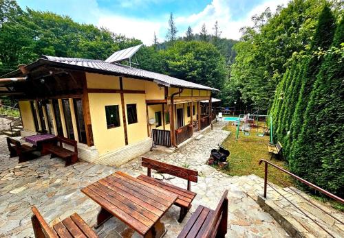 Chiflik House | Комплекс Кумовете