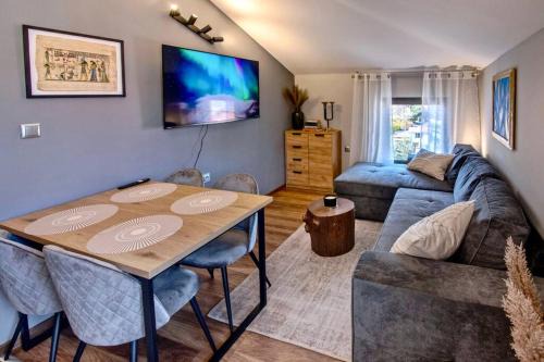 Chepelare Apartment | Мансарда с фантастични гледки и две спални