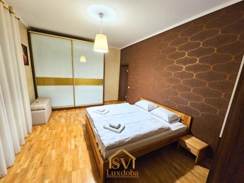 Uzhhorod Apartment | Надзвичайно зручна простора квартира
