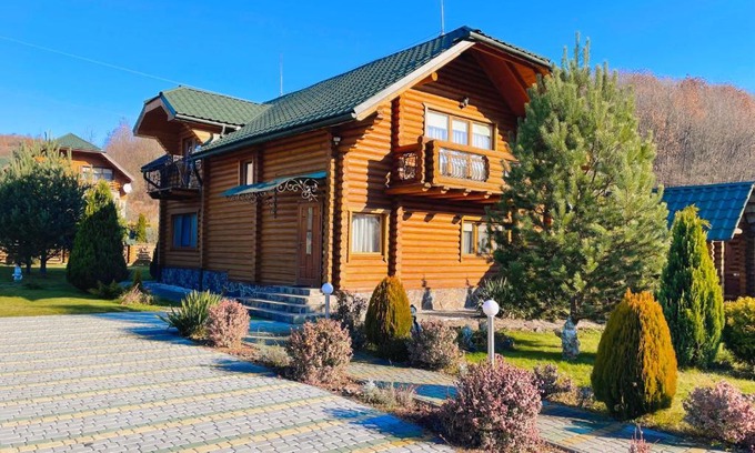 Polyana House | Сонячний Лаз