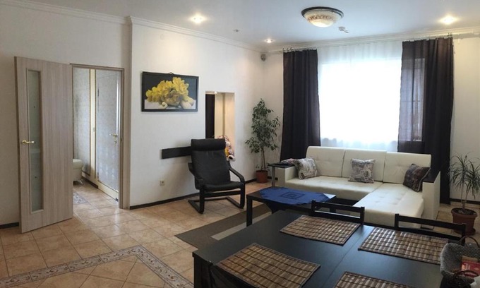Veliky Novgorod House | Эврика! Апартаменты с сауной в частном доме