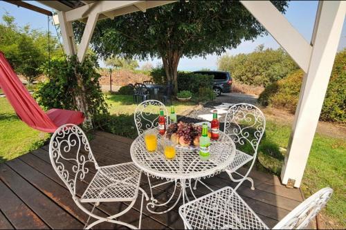 Ramot Cabin | נופים בלבן - בריכה פרטית לכל בקתה