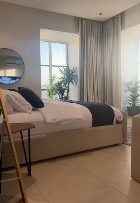 Tayba Apartment | استيديو ملكي مع بلكونة موقف خاص مجانا