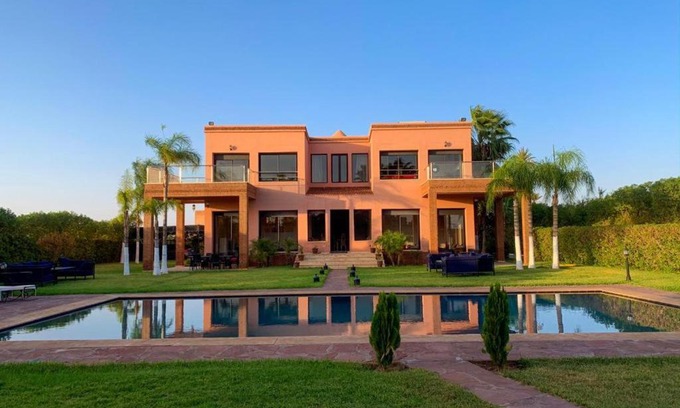 Annakhil Villa | مراكش طريق فاس