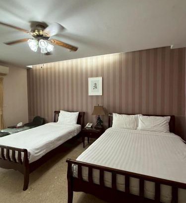 Bang Len Hotel | ซิลเวอร์วู้ด รีสอร์ท