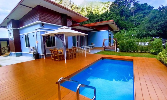 Lan Sak House | บ้านล้านวิว โฮมสเตย์ Million View Homestay ทีพักลานกางเต้น หุบป่าตาด อุทัยธานี