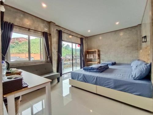 Mok Cham Pae House | ม่านหมอก รักไทย ManMork RakThai