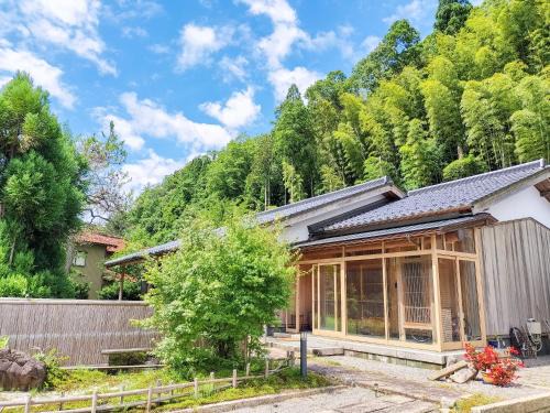Nomi House | ひぐらし山荘