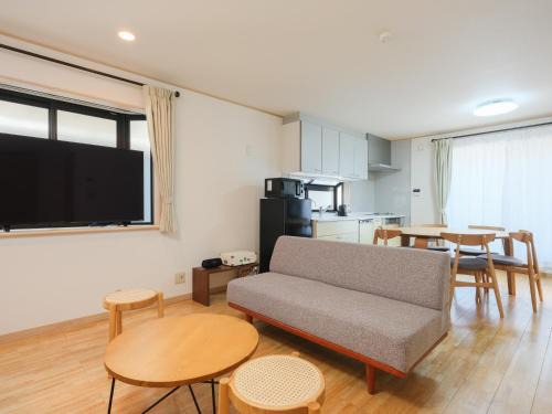 Setagaya Apartment | 世田谷Family House