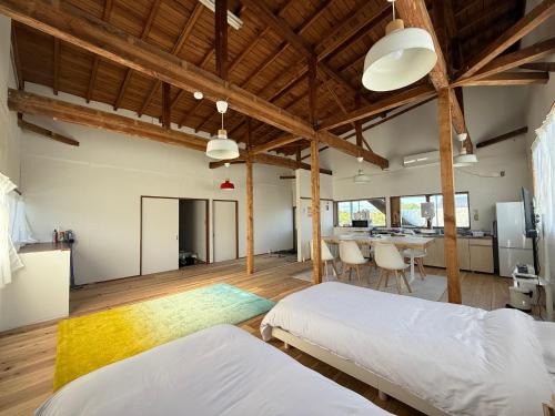 Yonezawa House | 米沢ワンニャンステイ2 Large Private Lodge with Theather Room & Restaurant