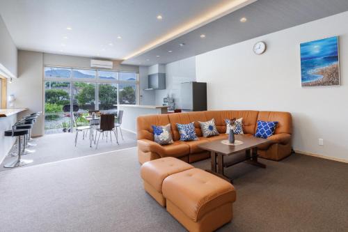 Nakasone House | 美ら海水族館 古宇利島車で20分 最大11名 北部観光に最適 キングハウス