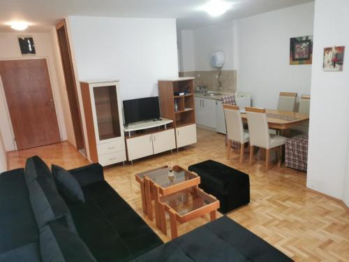 Strumica Apartment | 007 Apartments - TC Global, Strumica, Macedonia