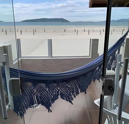 Ponta do Papagaio Apartment | 01 - Apto Pé na Areia - Sacada na Praia