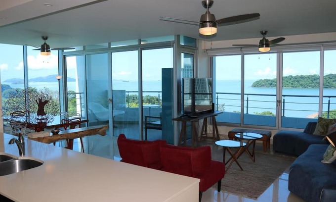 Playa Bonita Village Apartment | 07F Resort Breathtaking Ocean Views Panama Canal
