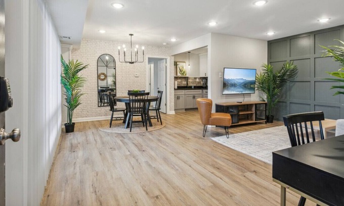 Hampton Apartment | 1/1 Comfy Suite,next to Shopping & Entertainment