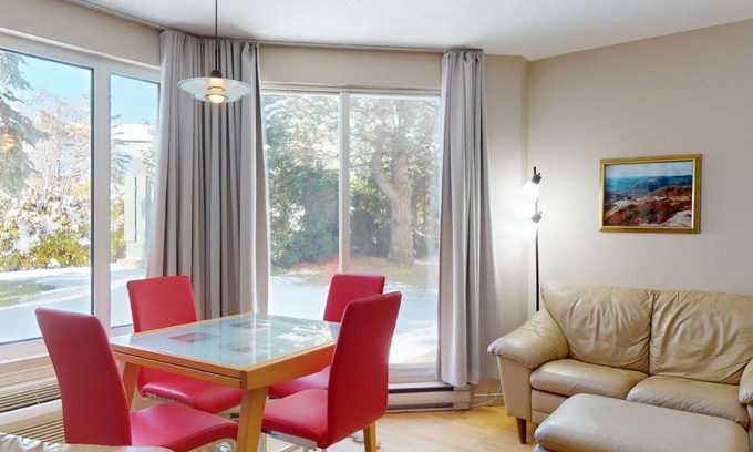 Beaupre Condo | 1-102 : Standard Studio - 2 people.